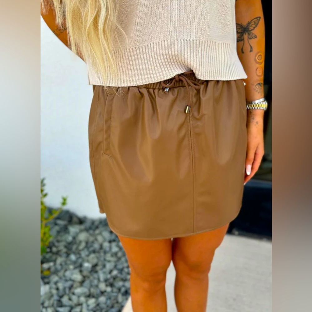 NWT Small Entro Faux Leather Mini Skirt